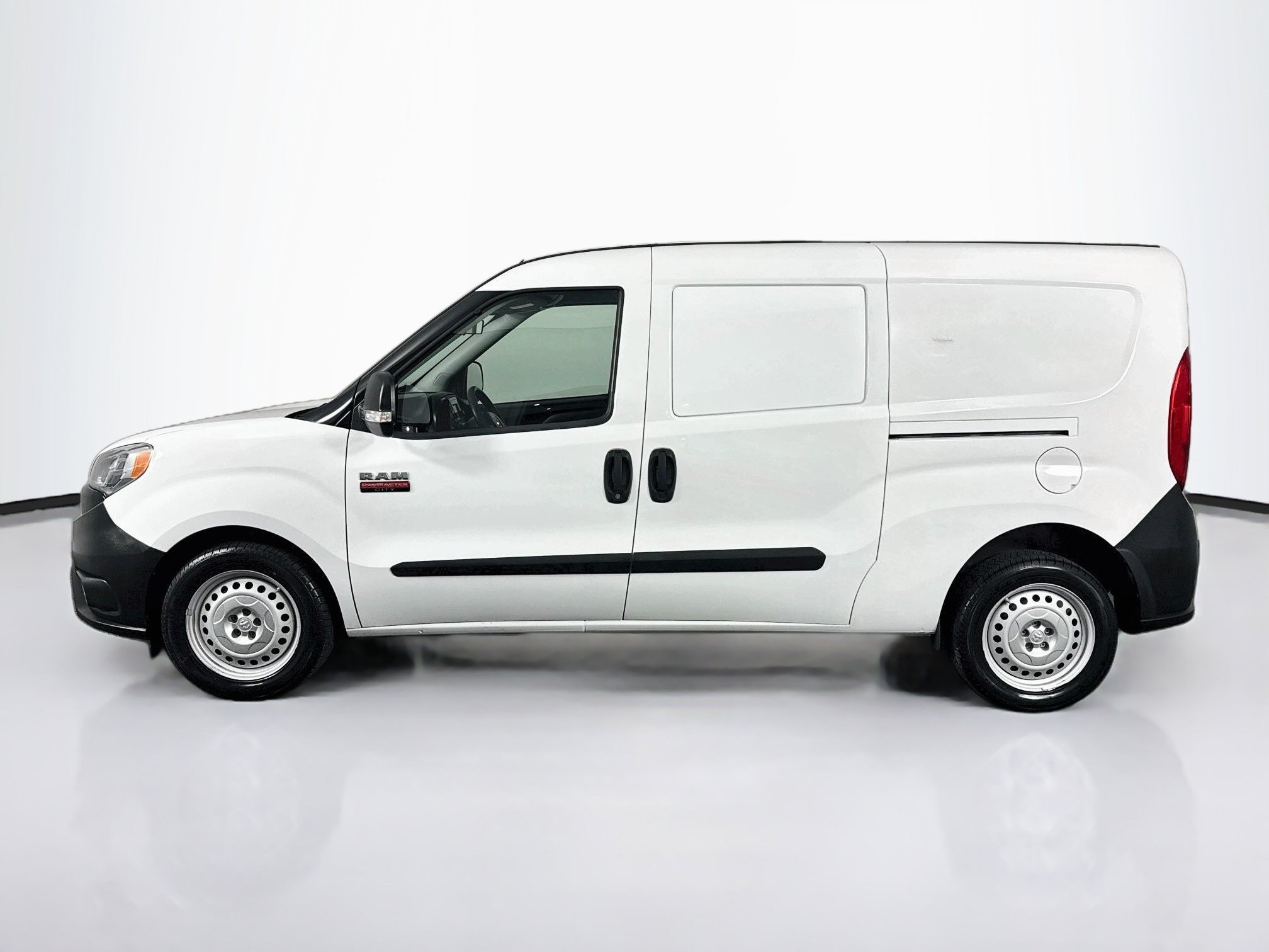 Used 2019 RAM ProMaster City Tradesman FWD image 11