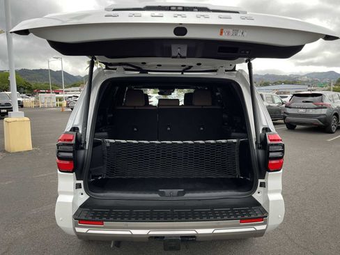 Used 2025 Toyota 4Runner Limited RWD image 21