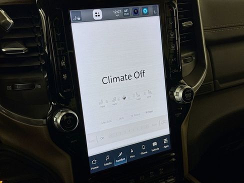 Used 2022 RAM 3500 Laramie image 17