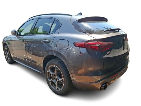 Used 2023 Alfa Romeo Stelvio Ti w/ Active Assist Plus Package AWD/4WD image 4