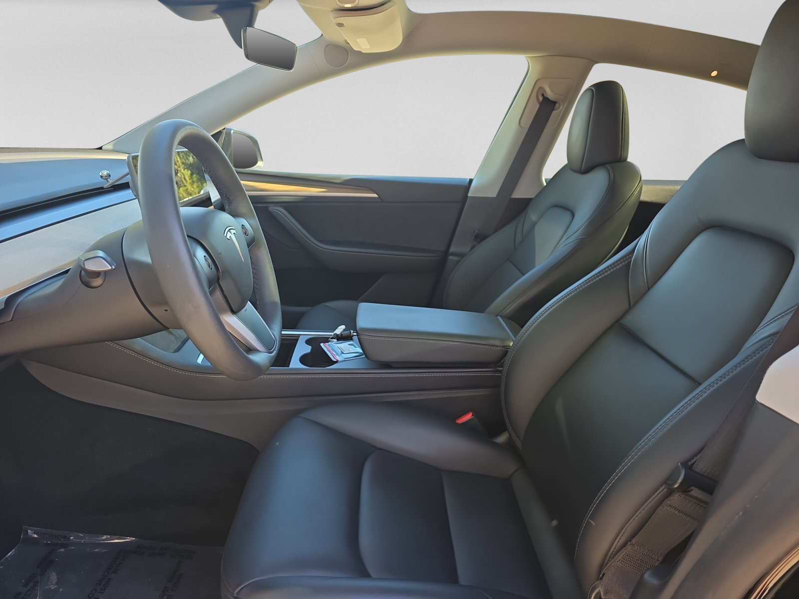 Used 2024 Tesla Model Y Long Range AWD/4WD image 19
