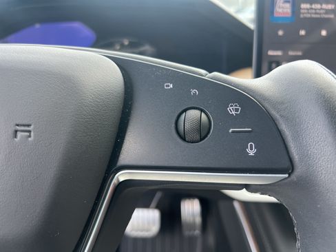 Used 2024 Tesla Model S AWD/4WD image 20
