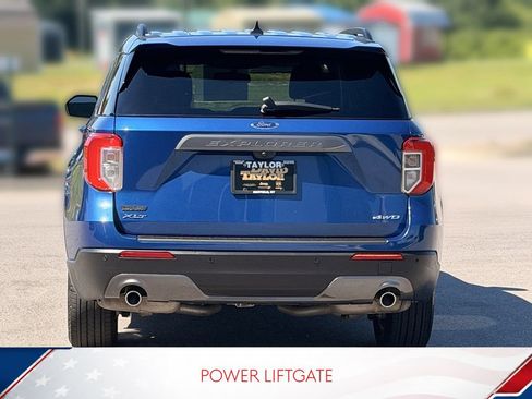 Used 2023 Ford Explorer XLT w/ Equipment Group 202A AWD/4WD image 8