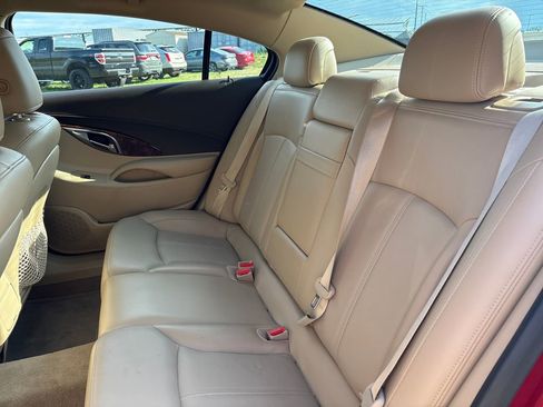 Used 2013 Buick LaCrosse Leather w/ Entertainment Package FWD image 9