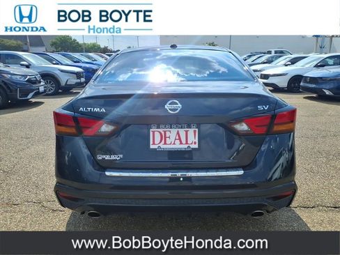 Used 2019 Nissan Altima 2.5 SV image 7