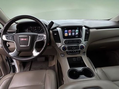 Used 2018 GMC Yukon SLT w/ Open Road Package image 15