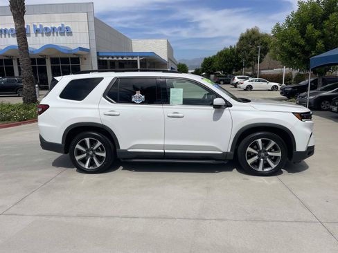 Certified 2025 Honda Pilot Elite image 29