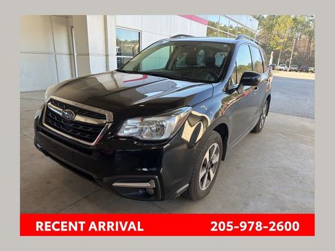 Used 2018 Subaru Forester 2.5i Limited image 1