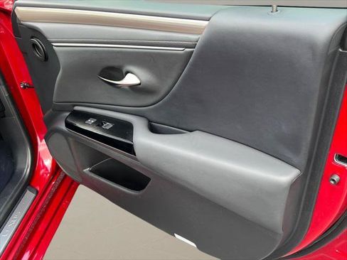 Certified 2024 Lexus ES 350 F Sport w/ Accessory Package (Z2) FWD image 12