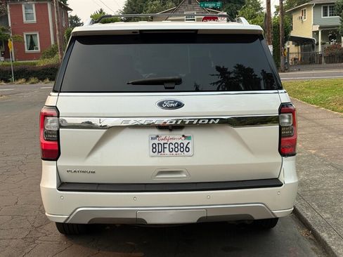 Used 2018 Ford Expedition Platinum AWD/4WD image 5
