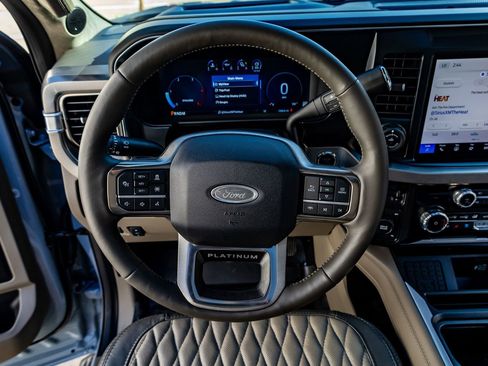 Used 2026 Ford F450 Platinum w/ Platinum Plus Package image 19