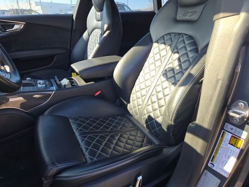 Used 2017 Audi S7 Prestige w/ S7 Sport Package image 26