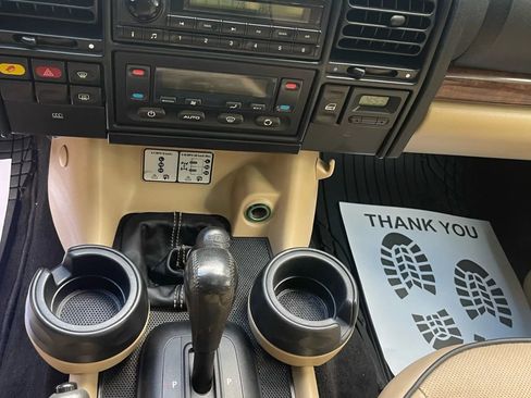 Used 2004 Land Rover Discovery SE image 19