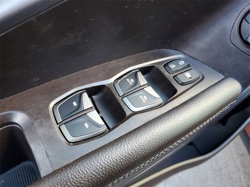 Used 2017 Hyundai Santa Fe Sport image 19