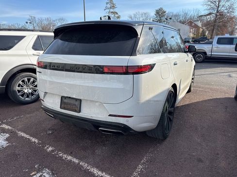 Used 2024 Land Rover Range Rover Sport Dynamic SE image 5