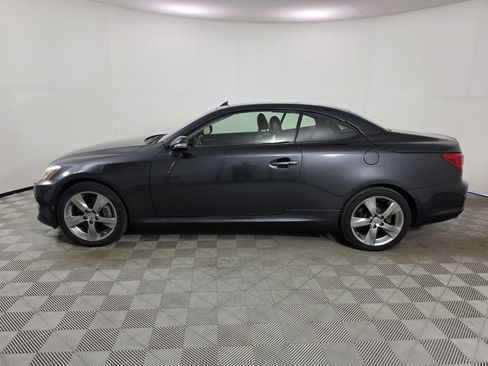 Used 2010 Lexus IS 350C RWD image 4