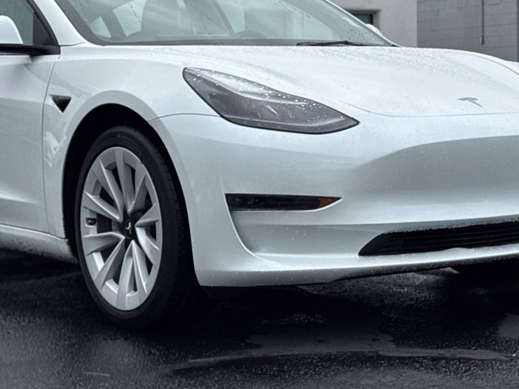 Used 2023 Tesla Model 3 Standard Range RWD image 3