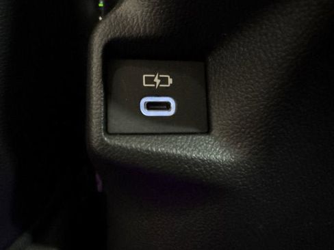 Used 2026 Toyota Grand Highlander AWD image 32
