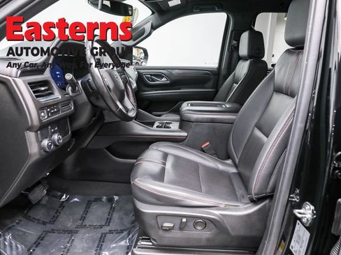 Used 2024 Chevrolet Suburban RST RWD image 14