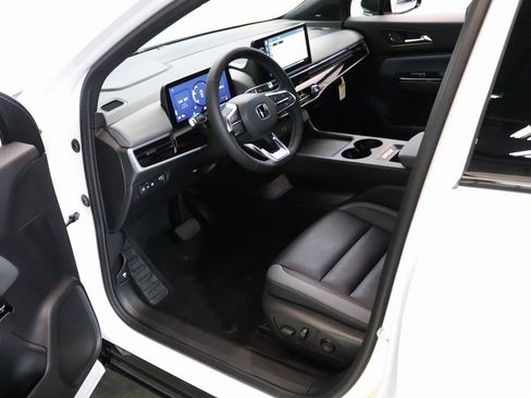 Used 2025 Honda Prologue Touring image 14