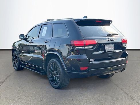 Certified 2019 Jeep Grand Cherokee Altitude RWD image 5