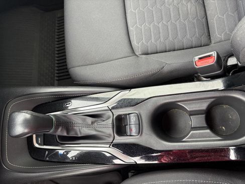 Used 2022 Toyota Corolla SE image 16