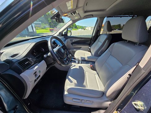Used 2020 Honda Pilot EX-L image 11