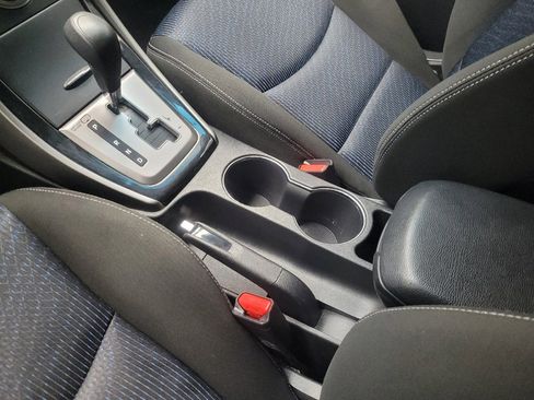 Used 2013 Hyundai Elantra image 26