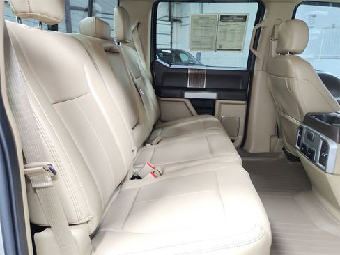 Used 2018 Ford F150 Lariat image 41