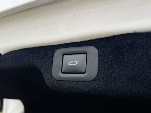 Used 2021 Lexus LS 500 F Sport w/ Accessory Package (Z2) image 30