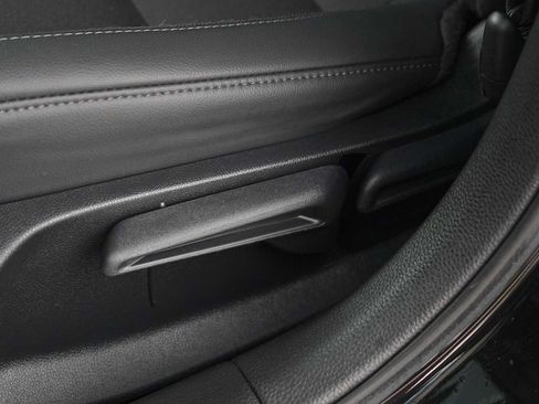 Used 2023 Honda Civic Sport image 12