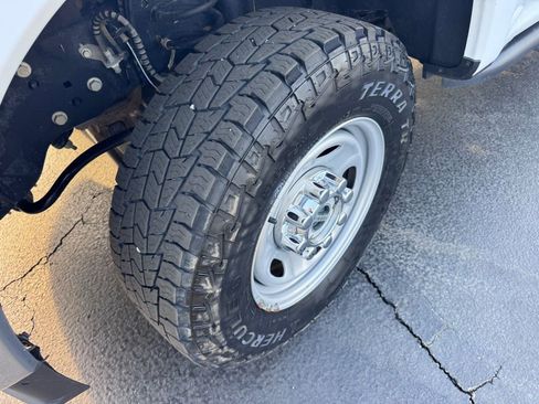 Used 2022 Ford F250 XL w/ Power Equipment Group image 13