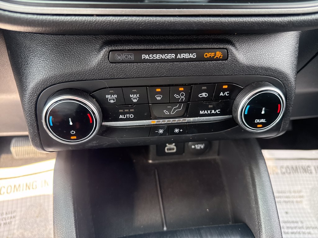 Used 2025 Ford Escape Active AWD/4WD image 29