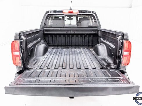 Used 2018 Chevrolet Colorado Z71 image 38