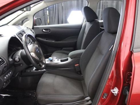 Used 2015 Nissan Leaf S w/ Charge Package FWD image 9