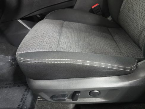 Used 2021 Nissan Rogue SV FWD image 23