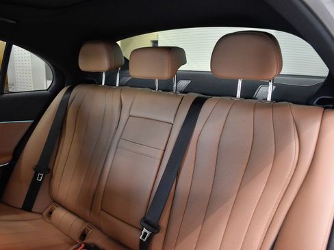 Used 2026 Mercedes-Benz E 350 4MATIC Sedan image 32