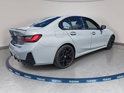 New 2026 BMW 330i Sedan w/ M Sport Package RWD image 4