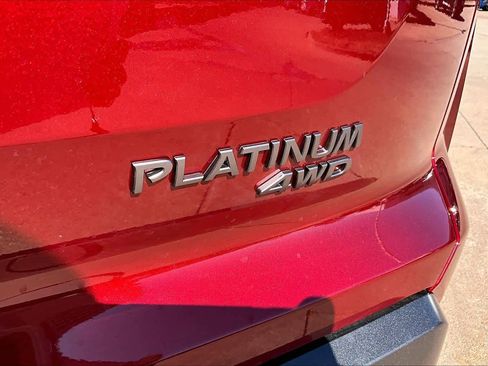 New 2026 Nissan Pathfinder Platinum image 15