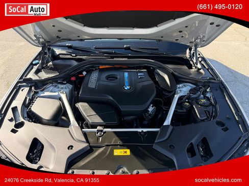 Used 2019 BMW 530e w/ Premium Package RWD image 26