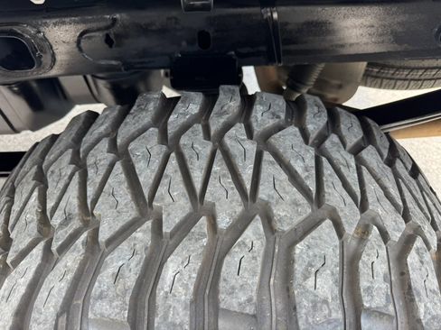 Used 2020 Chevrolet Silverado 1500 Custom Trail Boss w/ Custom Convenience Package image 38