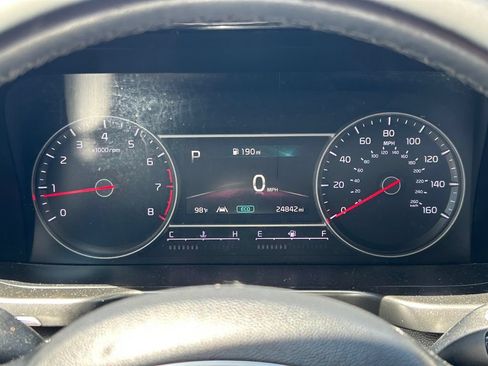 Used 2022 Kia Sorento S FWD image 32