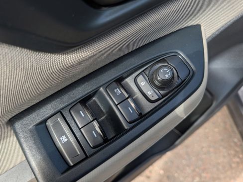 Used 2025 Subaru Forester AWD/4WD image 20