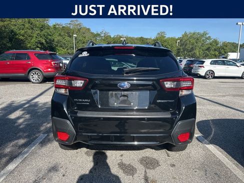 Used 2022 Subaru Crosstrek 2.5i Limited w/ Moonroof Package 2 AWD/4WD image 2