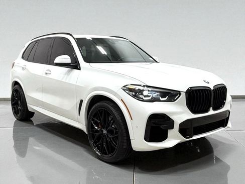 Used 2023 BMW X5 xDrive40i w/ M Sport Package image 15