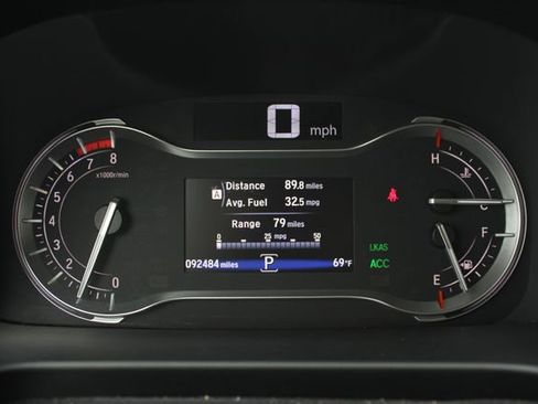 Used 2017 Honda Pilot Touring image 15
