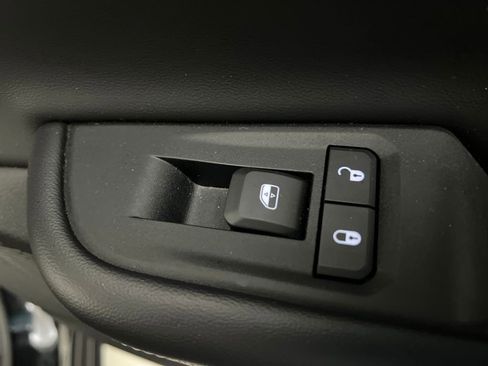 Used 2024 Jeep Grand Cherokee Altitude image 20