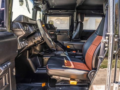 Used 1996 HUMMER H1 4-Door Open Top image 22