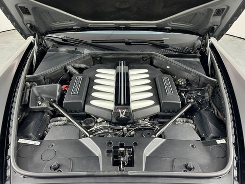 Used 2011 Rolls-Royce Ghost image 43