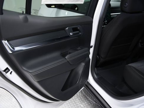 New 2026 GMC Terrain Elevation w/ Black Edition FWD image 24